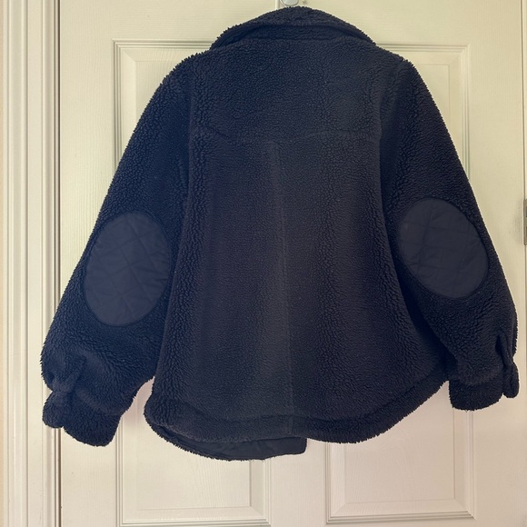 Alo Sherpa Jacket size s - Picture 7 of 8